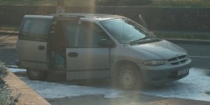 В Лиде загорелся автомобиль В Лиде загорелся автомобиль