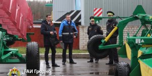 Сотрудники Лидской ГАИ посетили сельскохозяйственные предприятия Сотрудники Лидской ГАИ посетили сельскохозяйственные предприятия