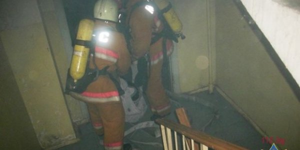 На пожаре дома в Лиде эвакуировали 70 человек