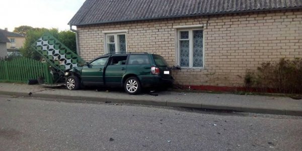 Лидчане пострадали в ходе ДТП в Ивье