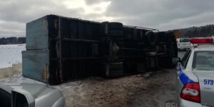 Под Лидой перевернулся перевозивший 4 млн яиц грузовик Под Лидой перевернулся перевозивший 4 млн яиц грузовик