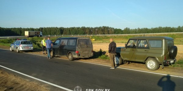 В Лидском районе пограничники задержали беларуса, который вез пятерых афганцев в сторону литовской границы