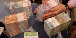 В Лидском районе 2 человека зарабатывают больше 10 000 рублей